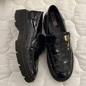 Zara Women's Glossy Black Slip-On Loafers